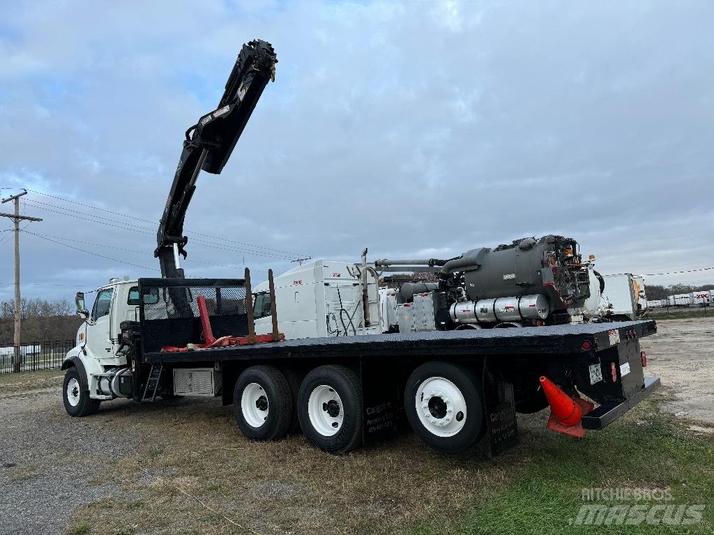 Hiab 228 E -5 HIPRO Lánctalpas daruk