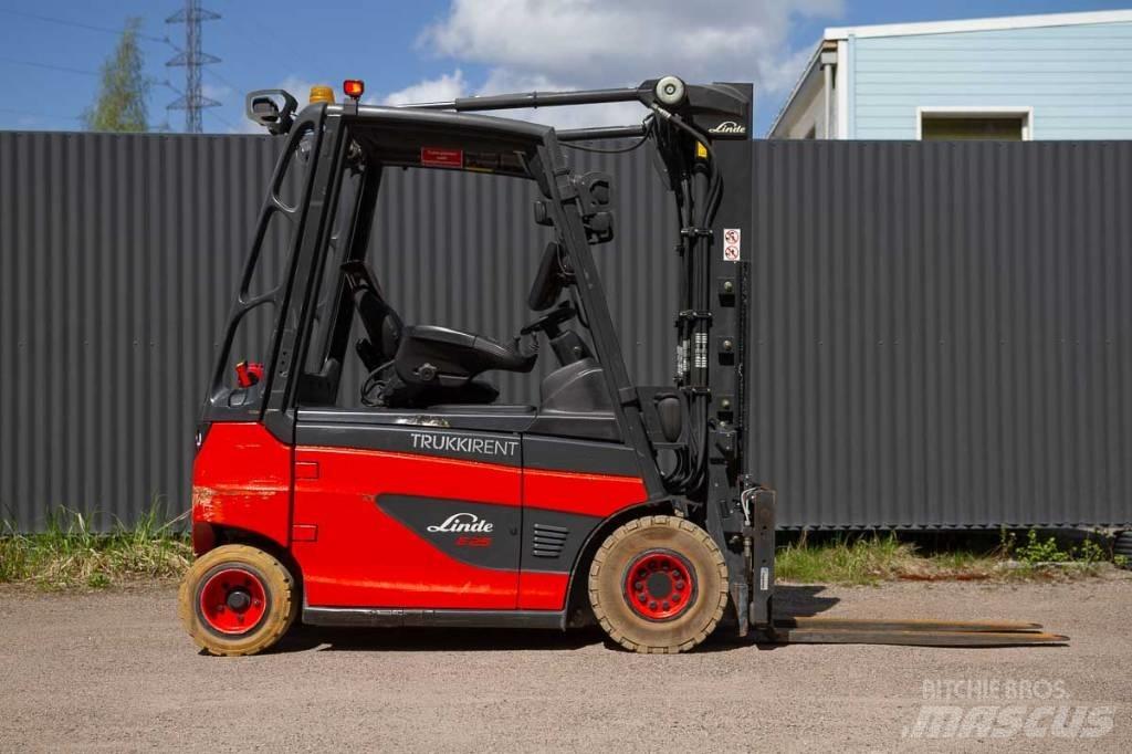 Linde E 25 Elektromos targoncák
