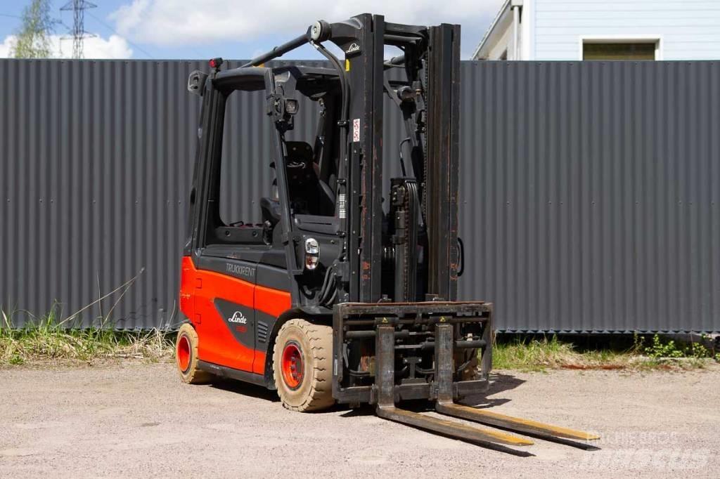 Linde E 25 Elektromos targoncák