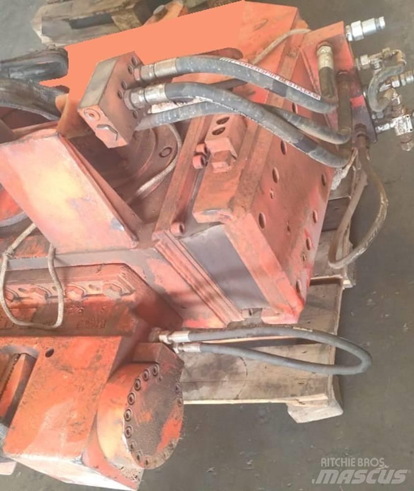 PTC 7 PHFC Vibrátoros cölöpverő