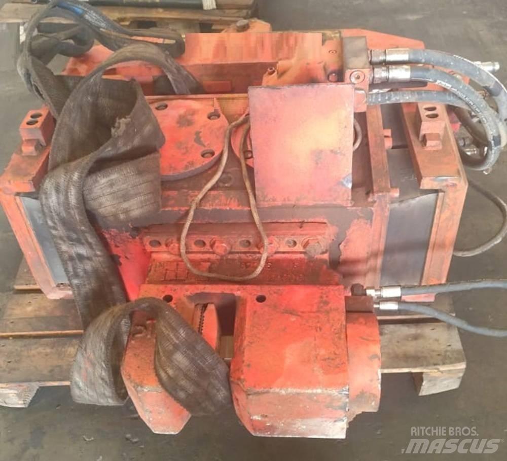 PTC 7 PHFC Vibrátoros cölöpverő
