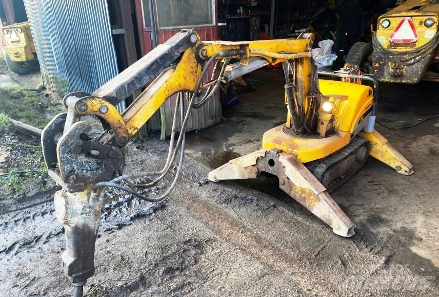 Brokk 90 Bontásra használt kotrók