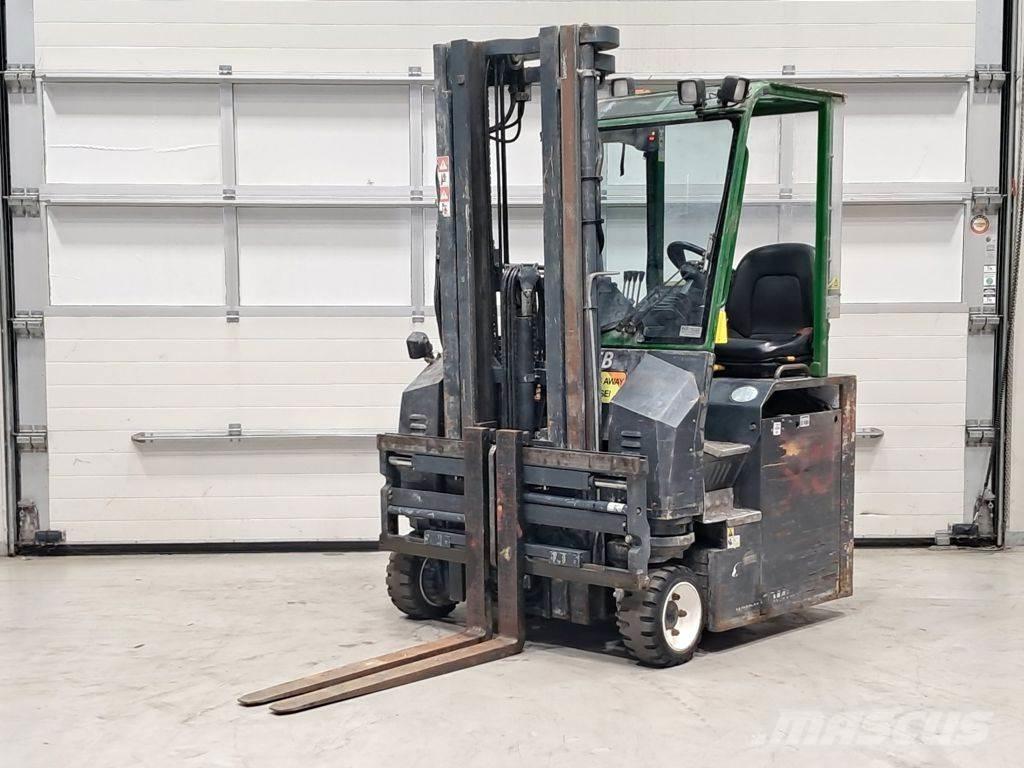 Combilift C3000CBE Oldalvillás targonca