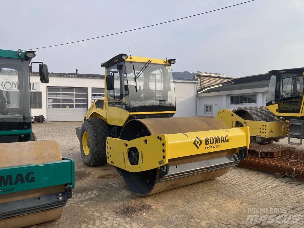 Bomag BW 211 DH-5 Egydobos hengerek