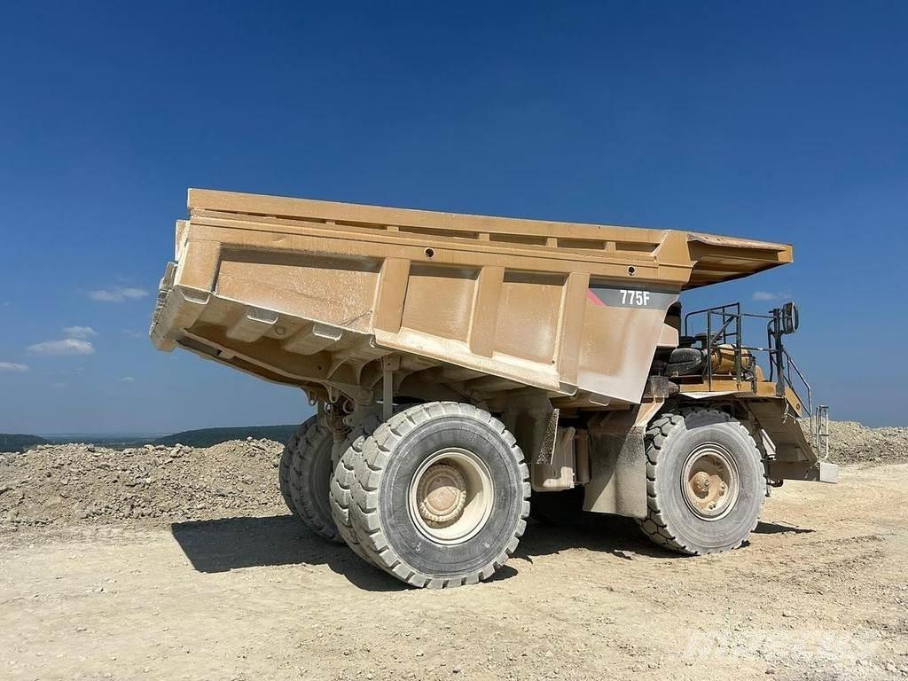CAT Rebuilt 775F - Mezei dömperek
