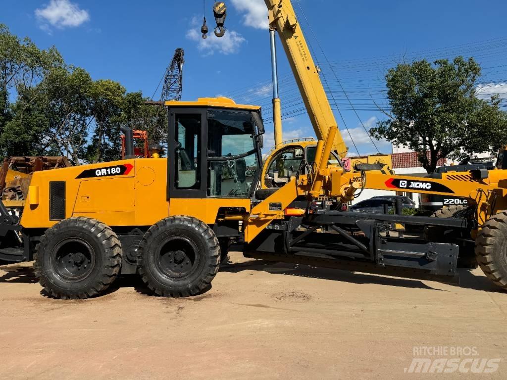 XCMG GR 180 Gréderek