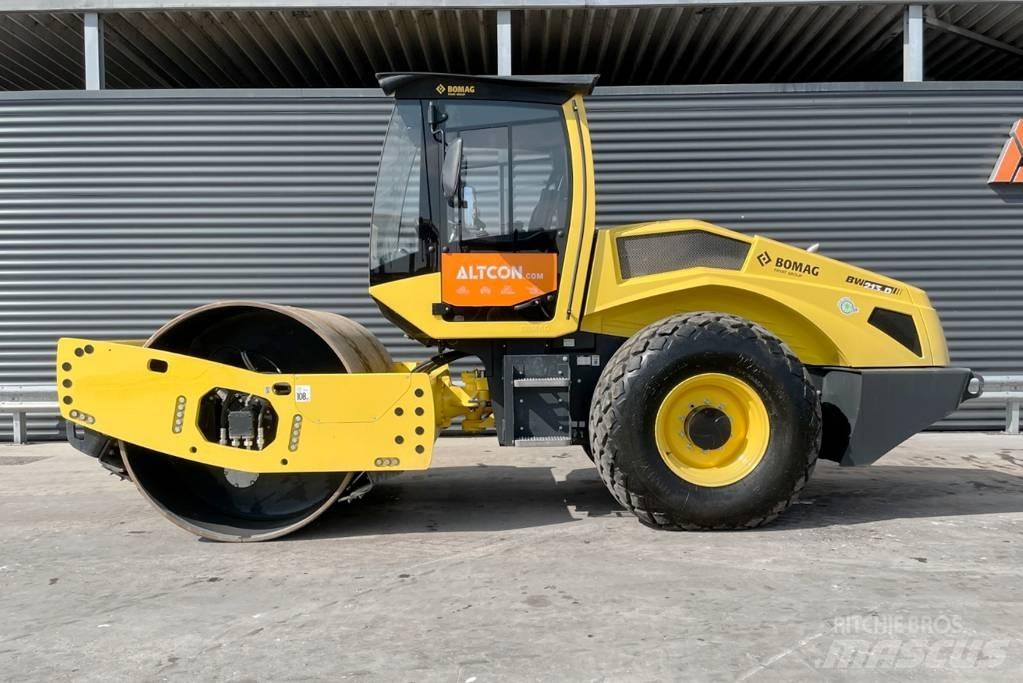 Bomag BW 213 D-5 Egydobos hengerek