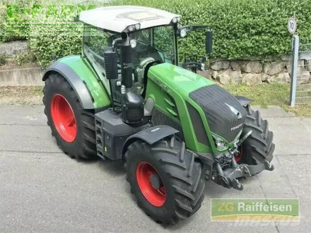 Fendt 828 vario s4 Traktorok
