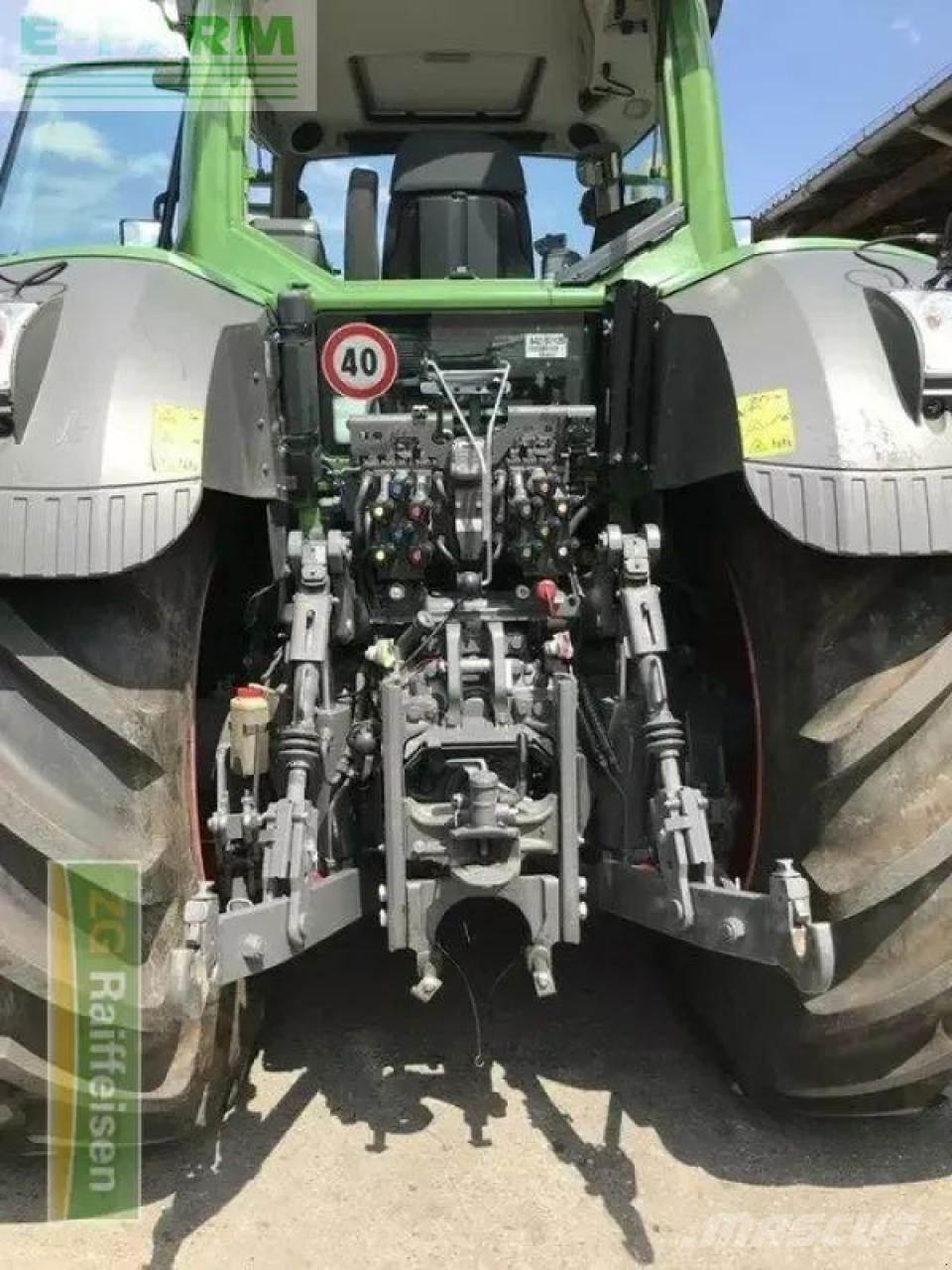 Fendt 828 vario s4 Traktorok