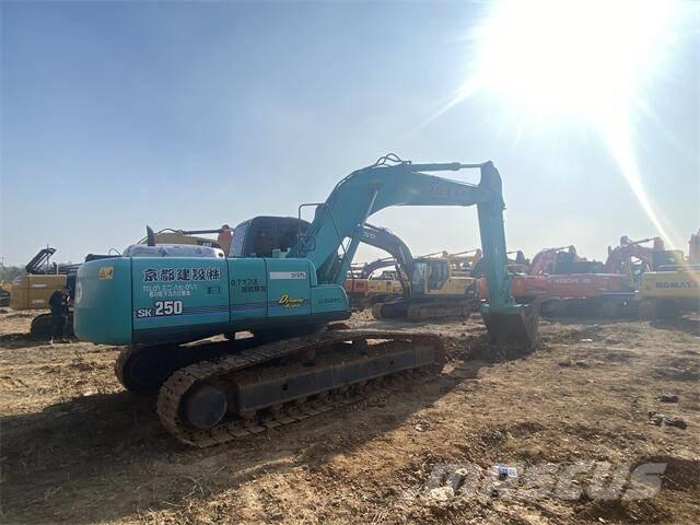 Kobelco SK250-8 Lánctalpas kotrók