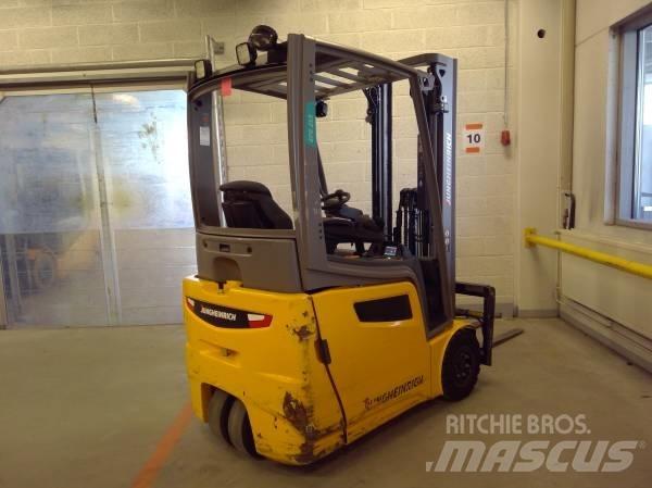 Jungheinrich EFG 215 Elektromos targoncák