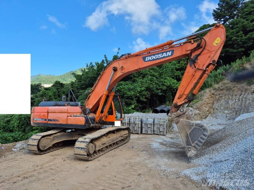 Doosan DX 300 LCA Lánctalpas kotrók