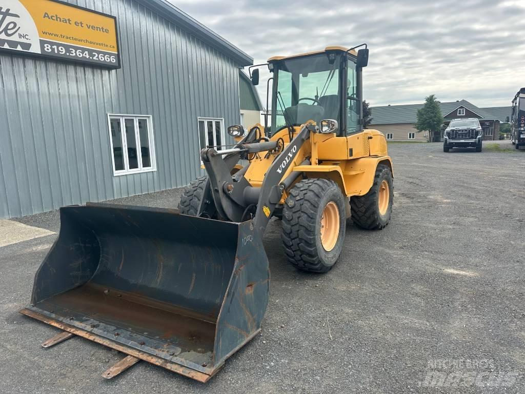 Volvo L 35 G Gumikerekes homlokrakodók