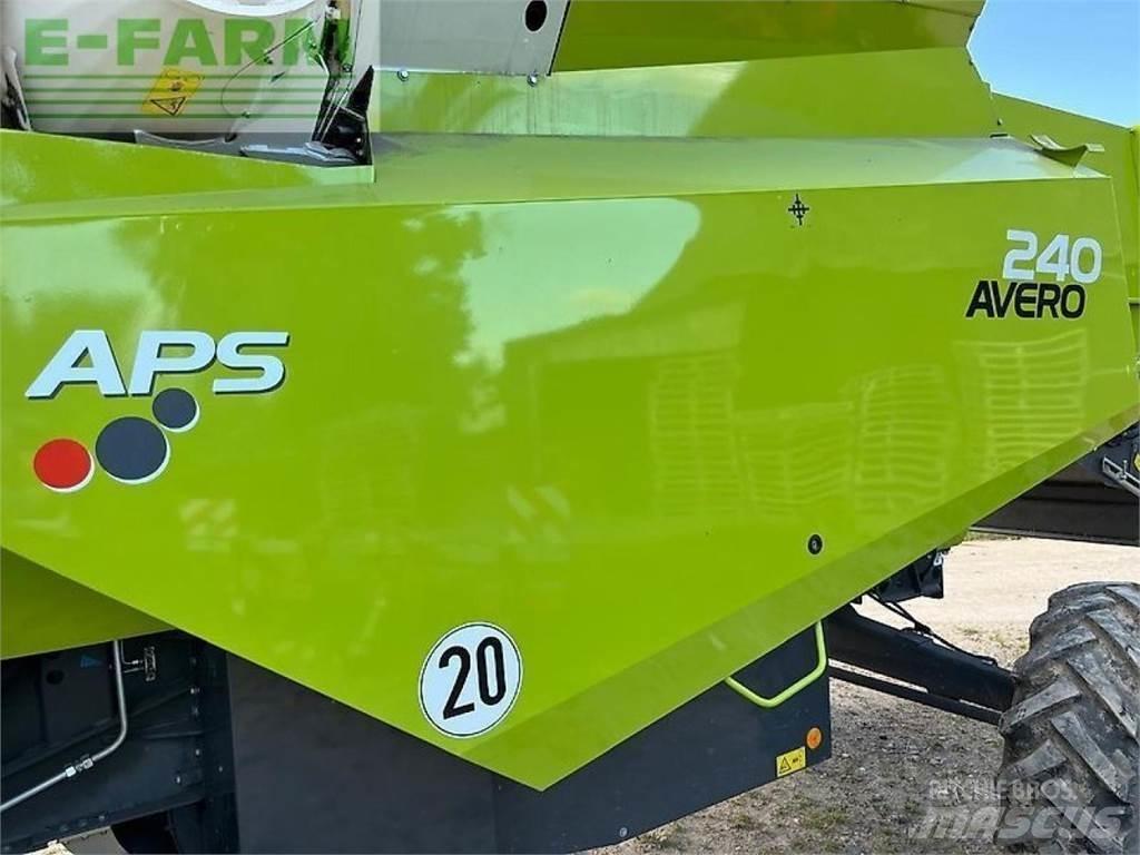 CLAAS avero 240 Kombájnok