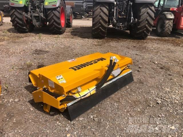 McConnel PA6567T Sövényvágók