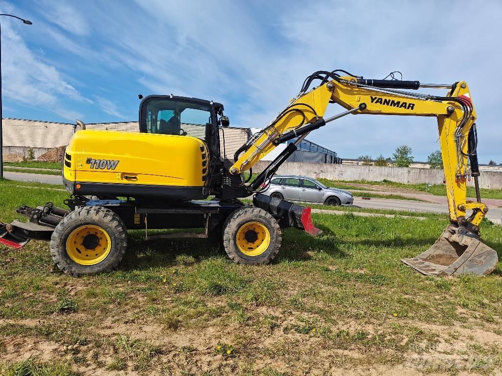 Yanmar B110W Gumikerekes kotrók
