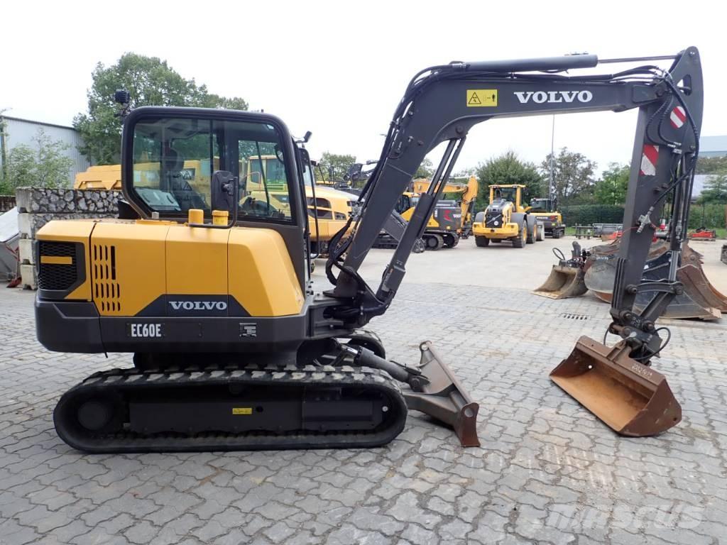Volvo EC 60 E Közepes (midi) kotrók 7 t - 12 t
