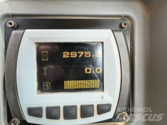 JCB JZ 85 Z Közepes (midi) kotrók 7 t - 12 t
