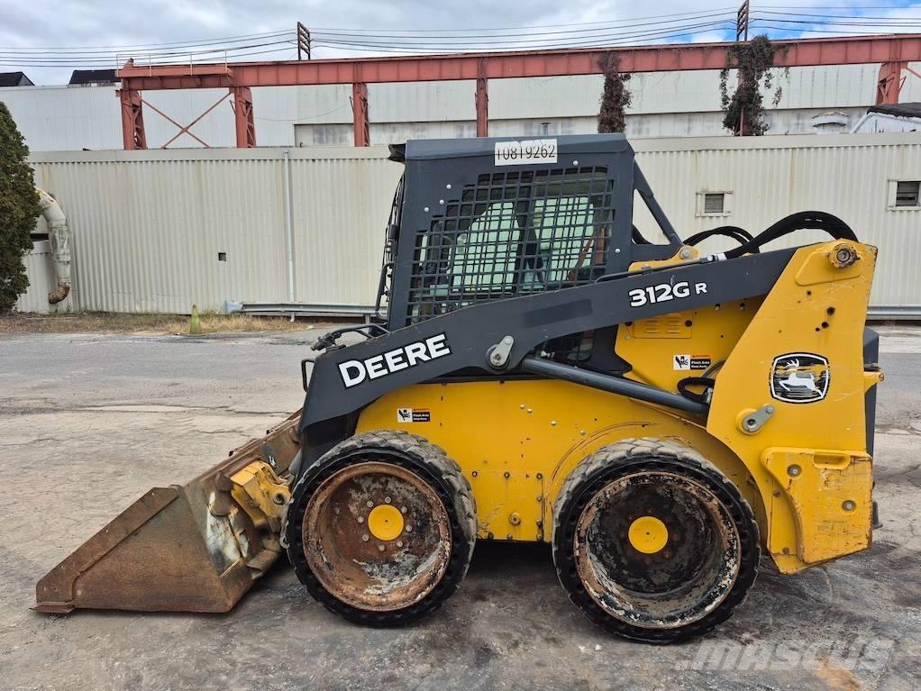 John Deere 312 Kompaktrakodók