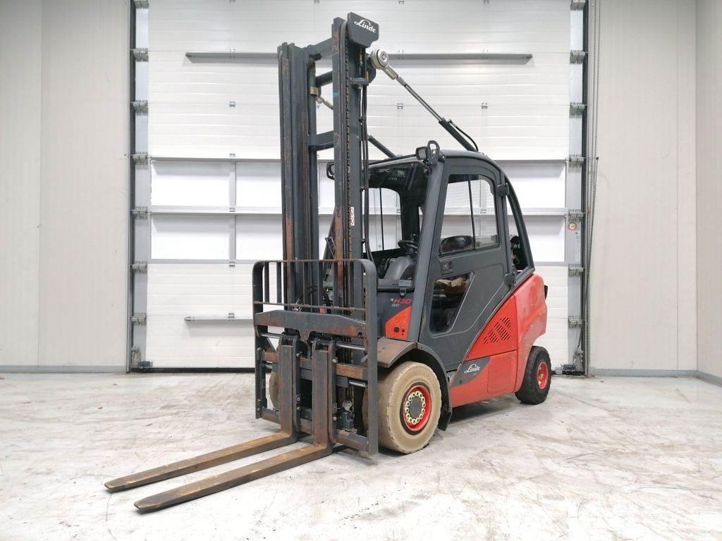 Linde H30TCNG-02 Gázüzemű targoncák