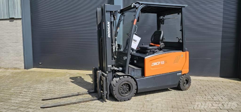 Doosan B 30 X-7 Elektromos targoncák