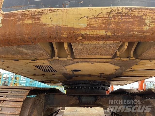 CAT 320D-E Lánctalpas kotrók