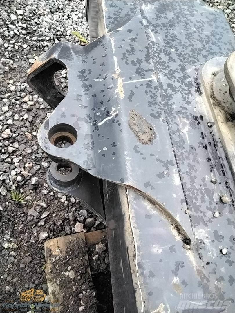Komatsu 165 Kihordó daruk