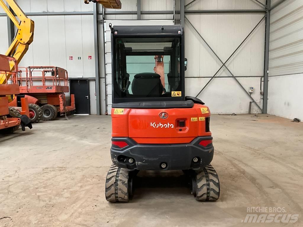 Kubota KX 030-4 Mini kotrók < 7t