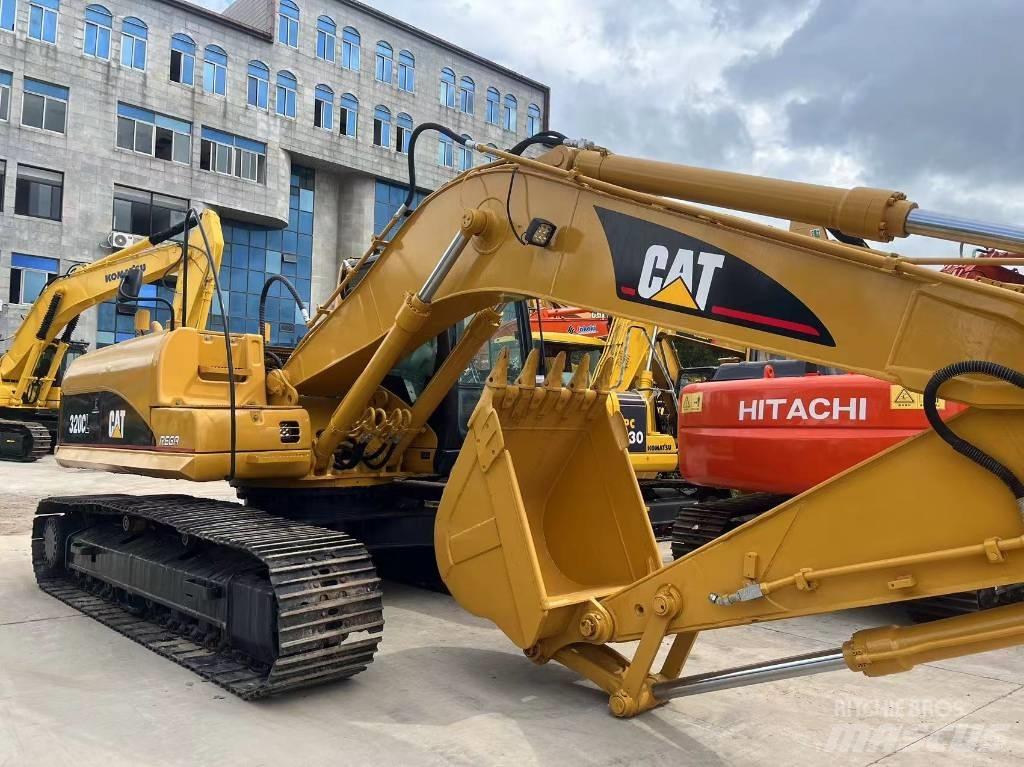 CAT 320 C L Lánctalpas kotrók
