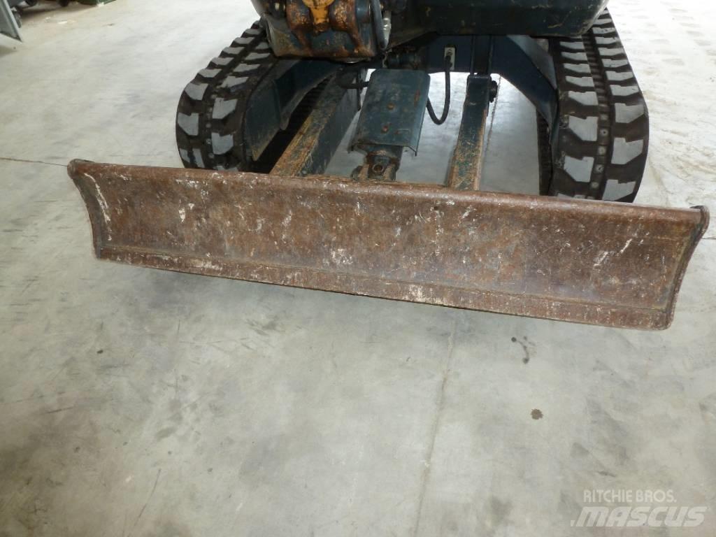 Hyundai R25Z-9AK Mini kotrók < 7t