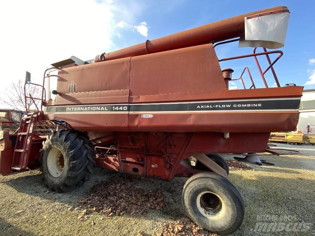 Case IH 1440 Kombájnok