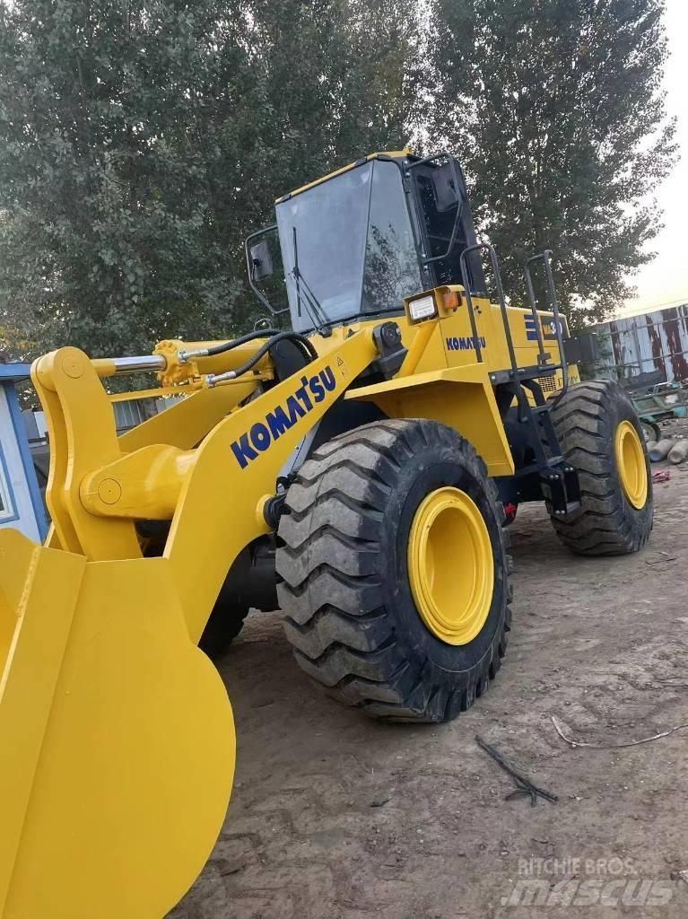 Komatsu WA 380 Gumikerekes homlokrakodók