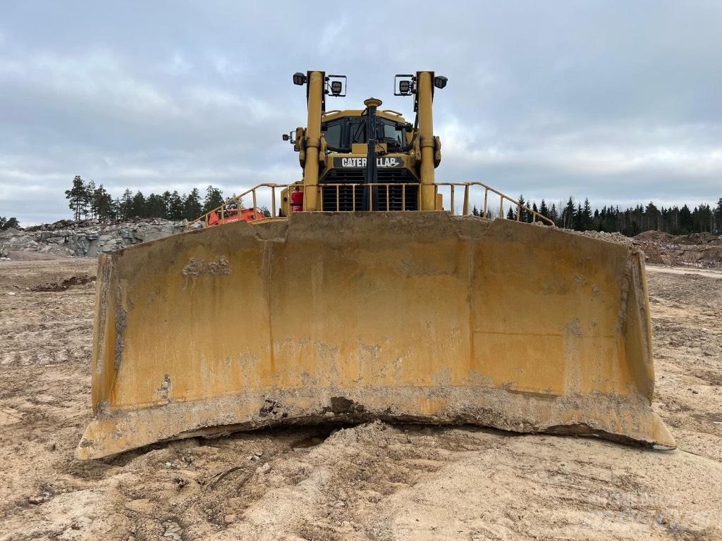 CAT D 8 T lánctalpas dózerek