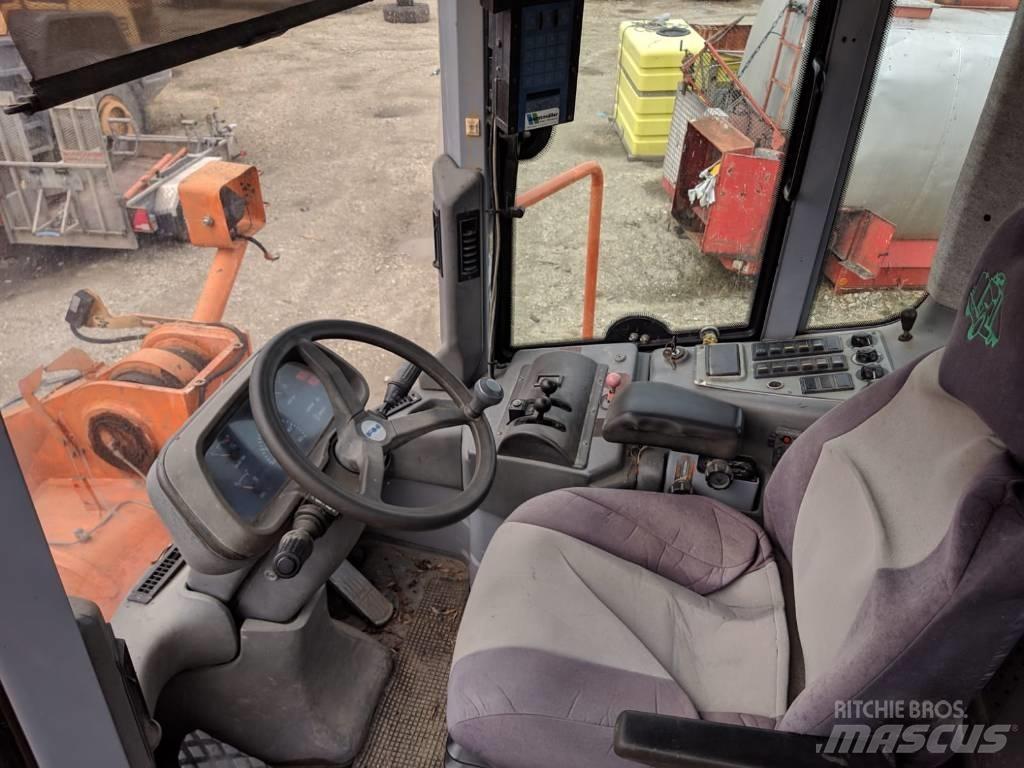 Fiat-Hitachi W 270 Gumikerekes homlokrakodók