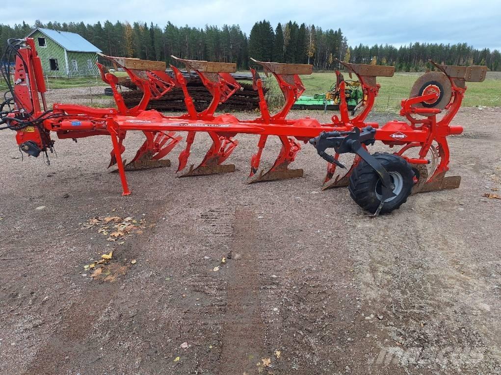 Kuhn Vari-Master 123 Váltvaforgató ekék