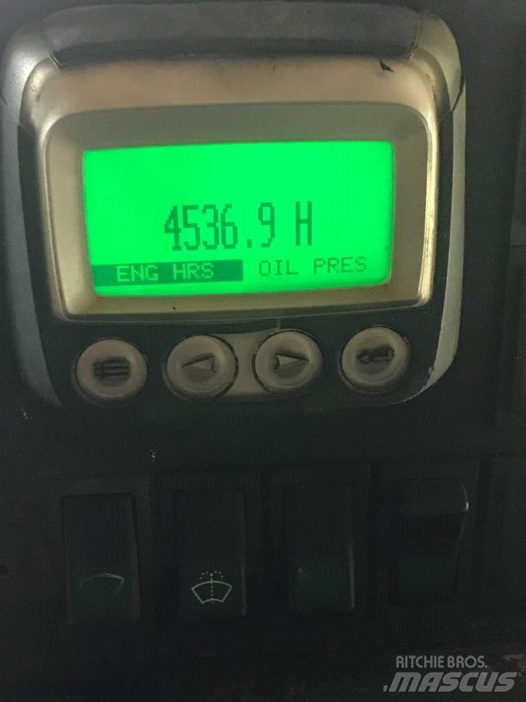  Barco 595 Magnum Átrakógépek