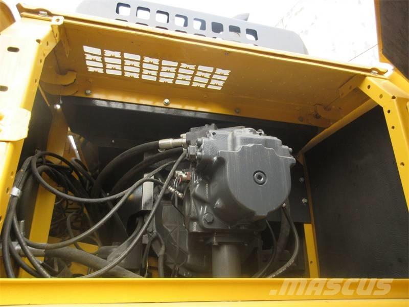 Komatsu PC 450 Lánctalpas kotrók