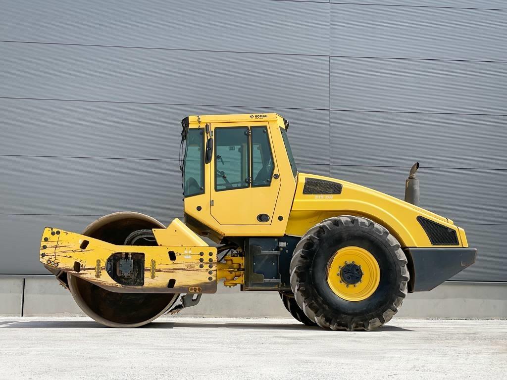 Bomag BW 213 DH-4 Egydobos hengerek