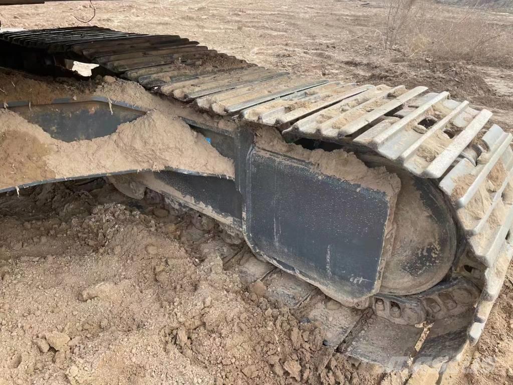 Volvo EC210D Lánctalpas kotrók