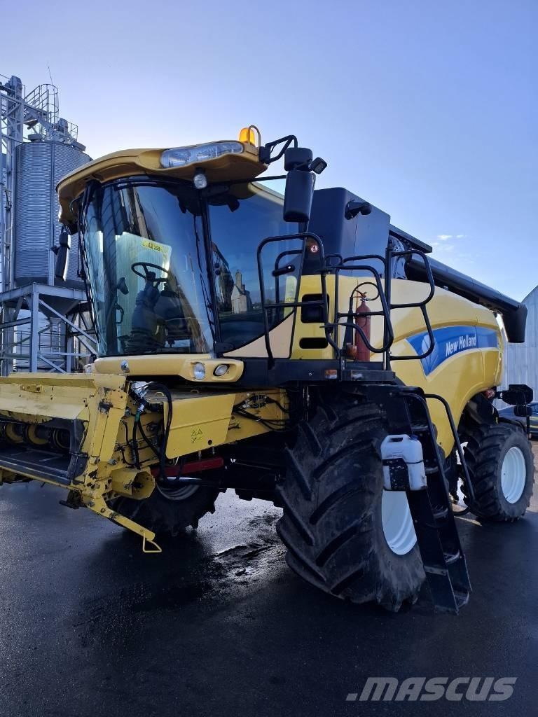 New Holland CX 840 Kombájnok