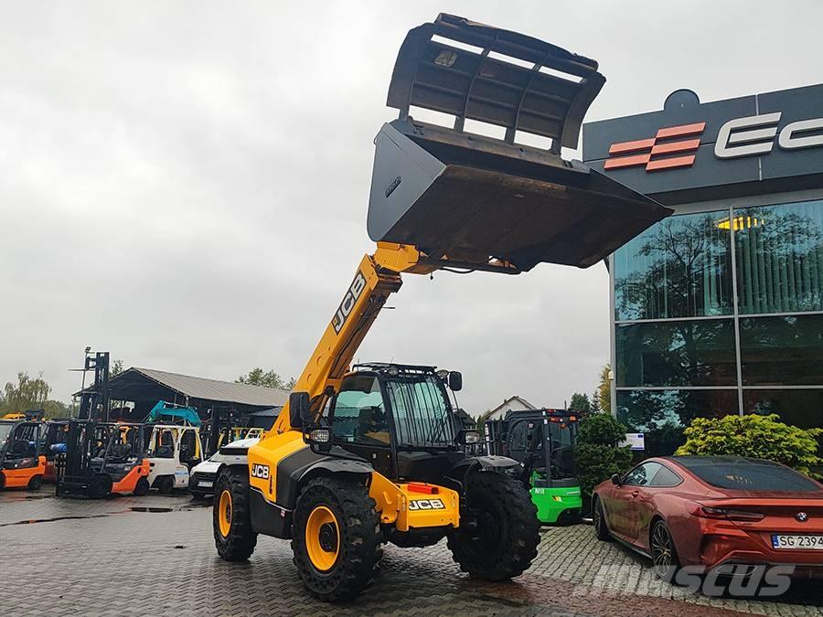 JCB 541-70 WM Teleszkópos rakodók