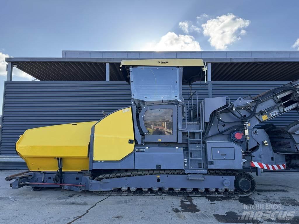 Bomag BMF 2500 S Aszfalt terítõ gépek