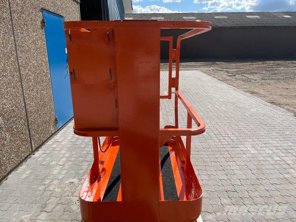 JLG 1230 ES Személyemelők