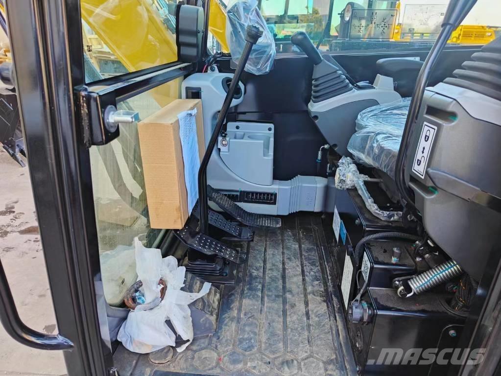 CAT 2024 CAT 305.5 Mini kotrók < 7t