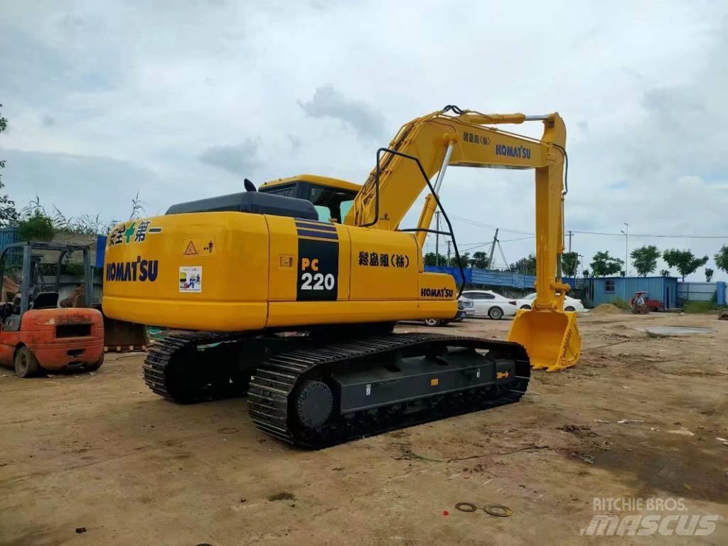 Komatsu PC 220 Lánctalpas kotrók