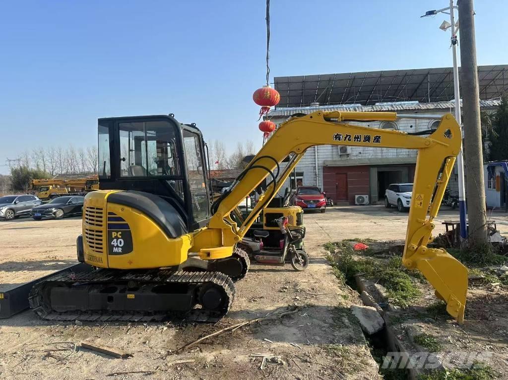 Komatsu PC 40 Mini kotrók < 7t