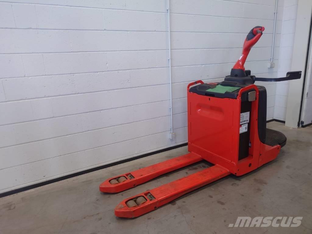 Linde T16P/1151-02 Vezetőállásos alacsony emelőkocsi
