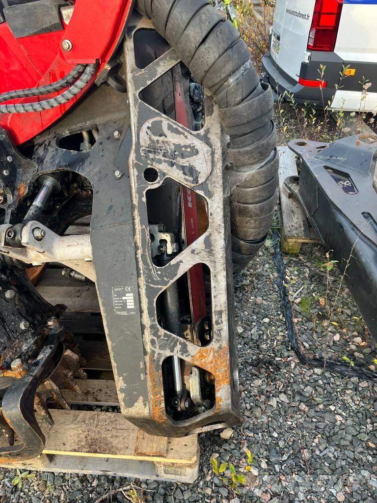 Komatsu C 164 Betakarító fejek