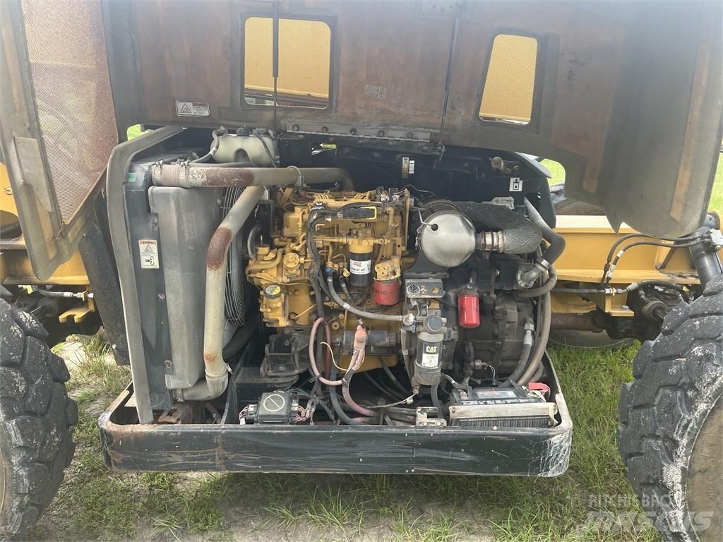 CAT TL 642 C Teleszkópos rakodók