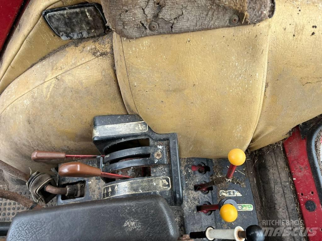 International 845 XL Traktorok